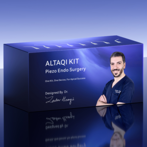 Scatola SATELEC® compatibile con ALTAQI-KIT per la piezochirurgia, uomo sorridente in camice.