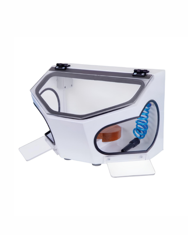 LABO DUST 69800 Sabbiatrice dentale utilizzata per pulire e preparare le superfici delle protesi dentarie.